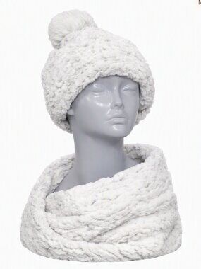 Sprigs Textured Beanie and Cowl Scarf Winter White New
